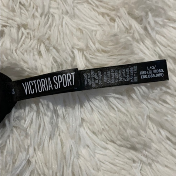 NWOT sports bra - Picture 3 of 3